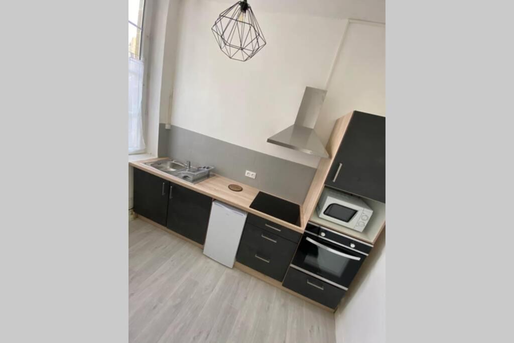 Appartement Le contemporain à Issoudun Extérieur photo