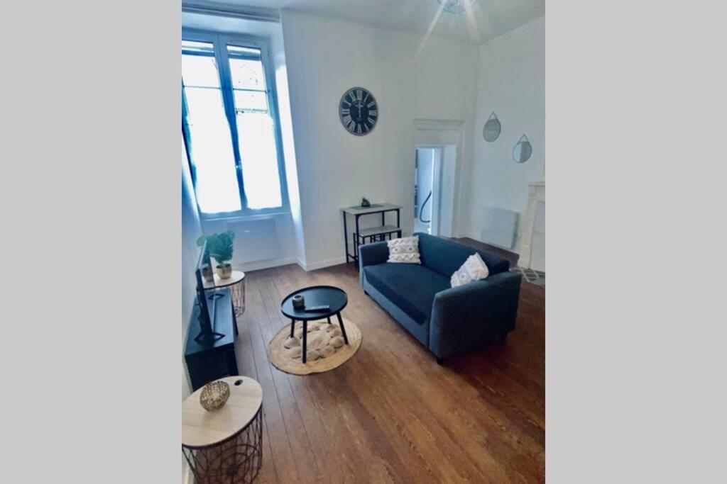 Appartement Le contemporain à Issoudun Extérieur photo